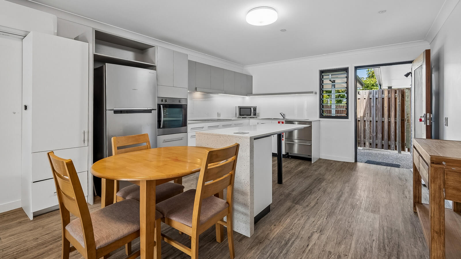 Svensson Heights_DAX40241P_Kitchen_l