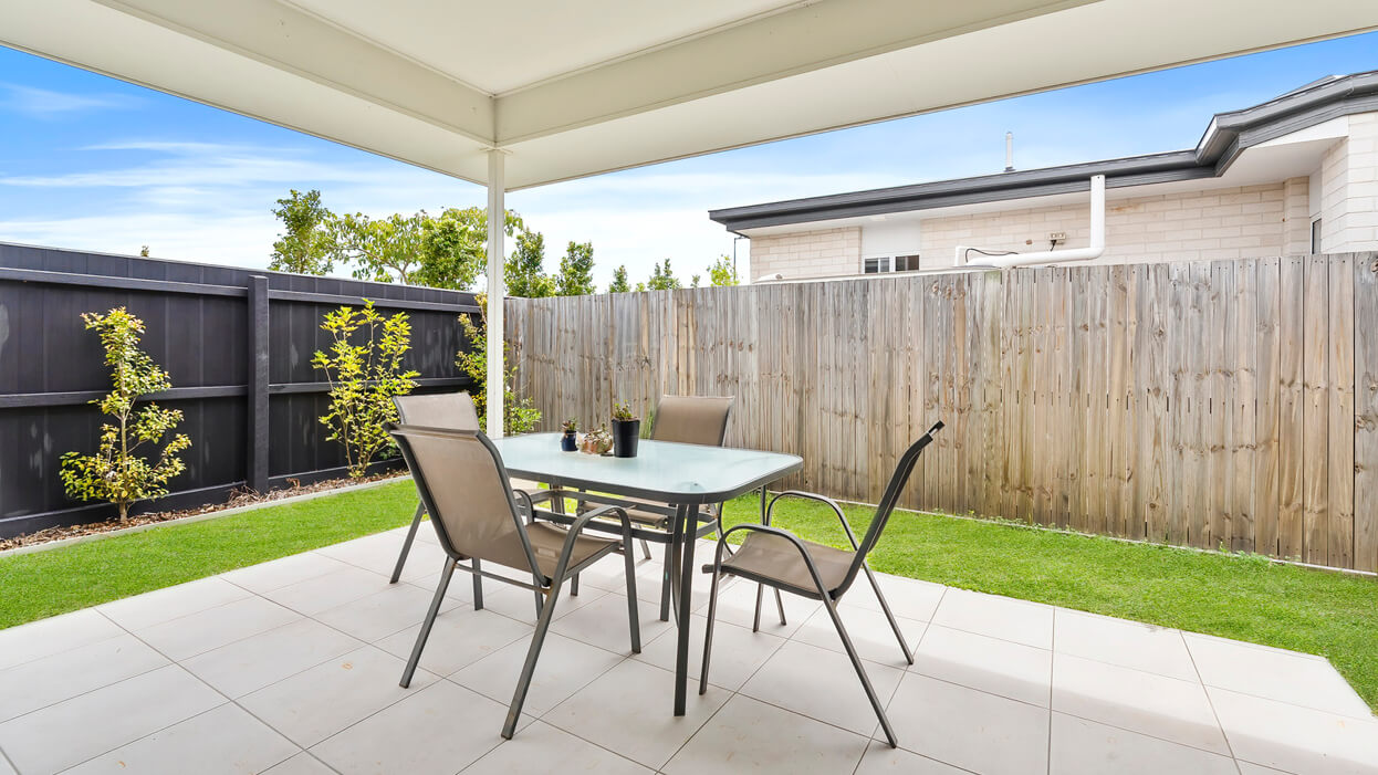 Banya-DAX40517H_1246x701_11