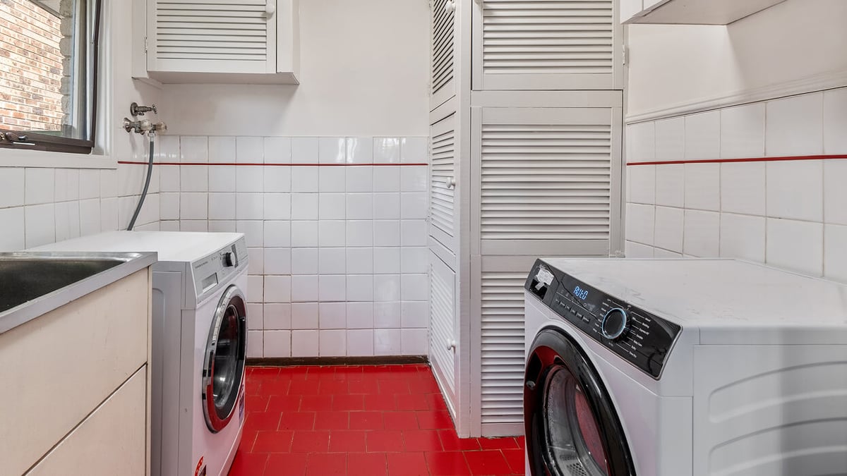 Kings Langley-DAX20014H_1246x701_11