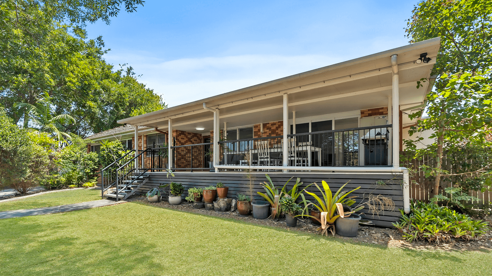 nambour-dax40158p-01-l