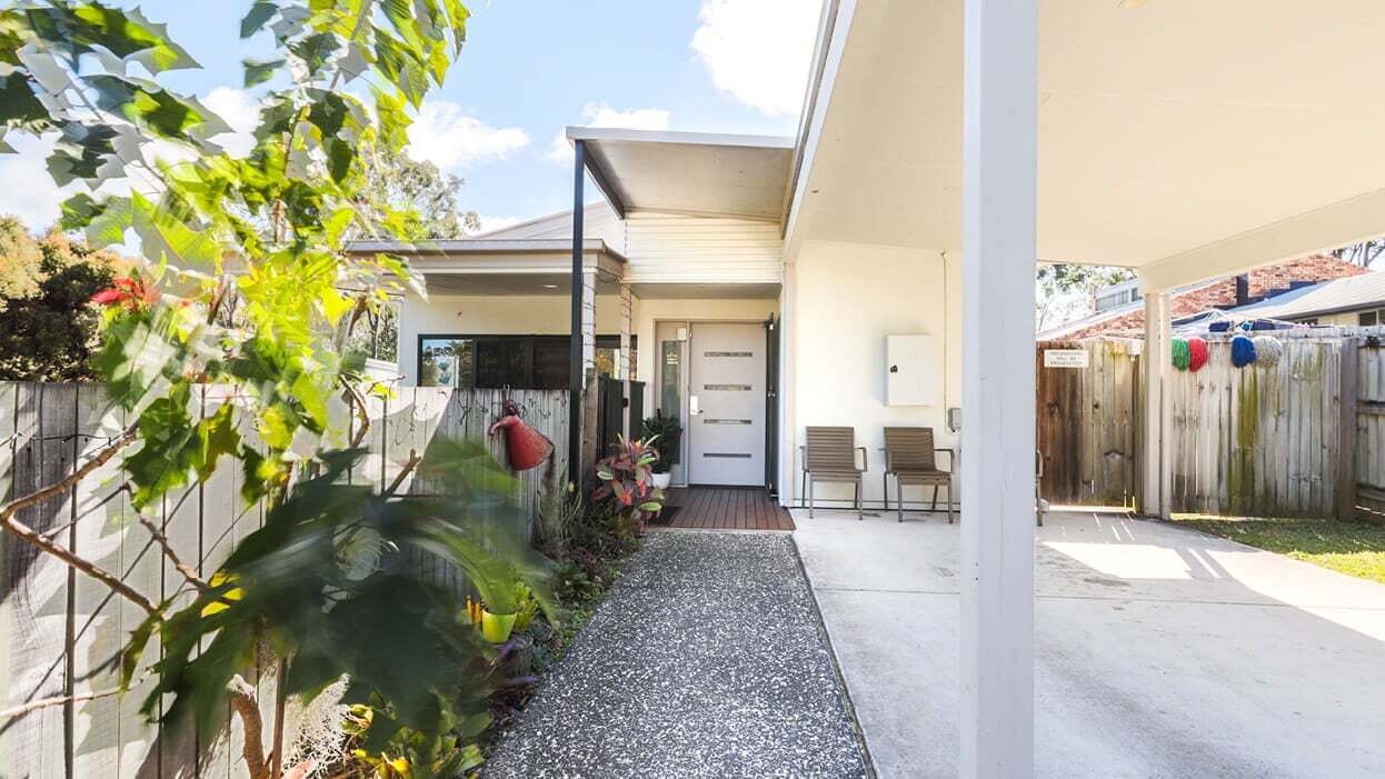 Redbank-1-5-gallery-accommodation-01-large