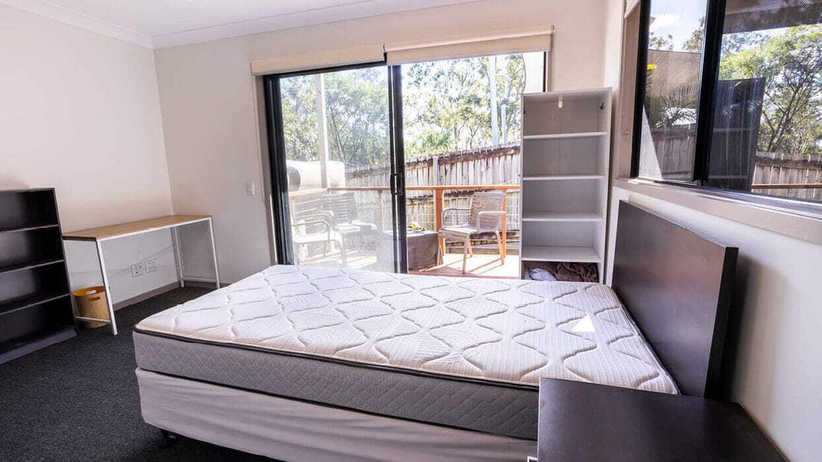 Redbank-1-5-gallery-accommodation-08-large