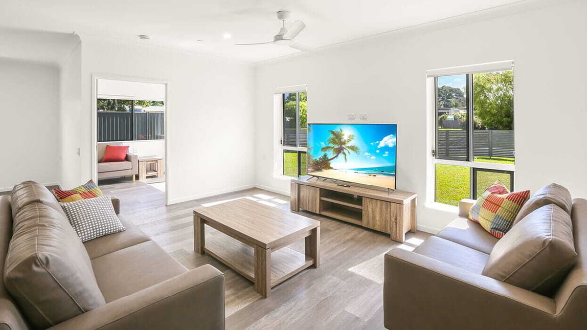 SIL Images-Kimba Close-White Rock-gallery_02