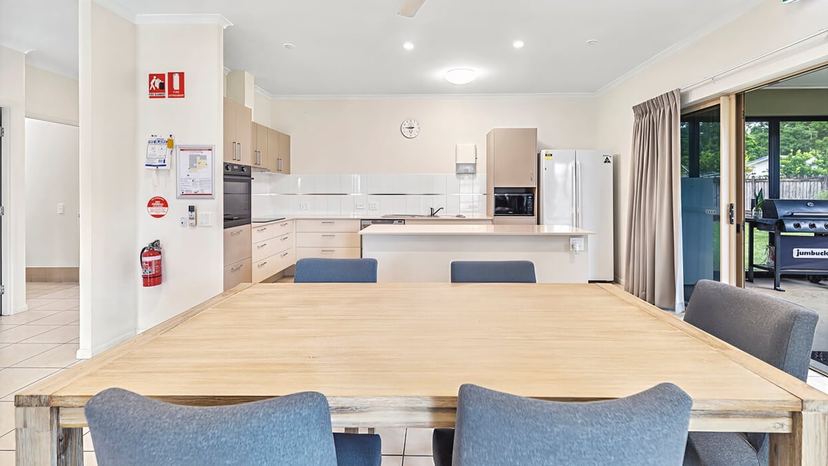 bentley-park-dax40351p-accommodation-large_04