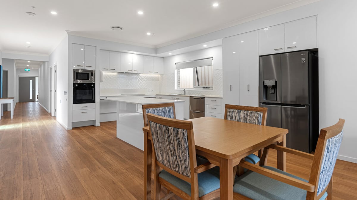 harlaxton-dax40603p-accommodation-l_04