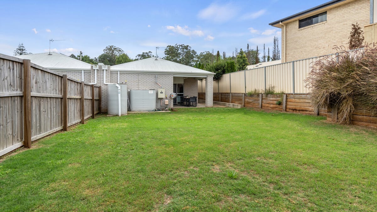 harlaxton-dax40603p-accommodation-l_12