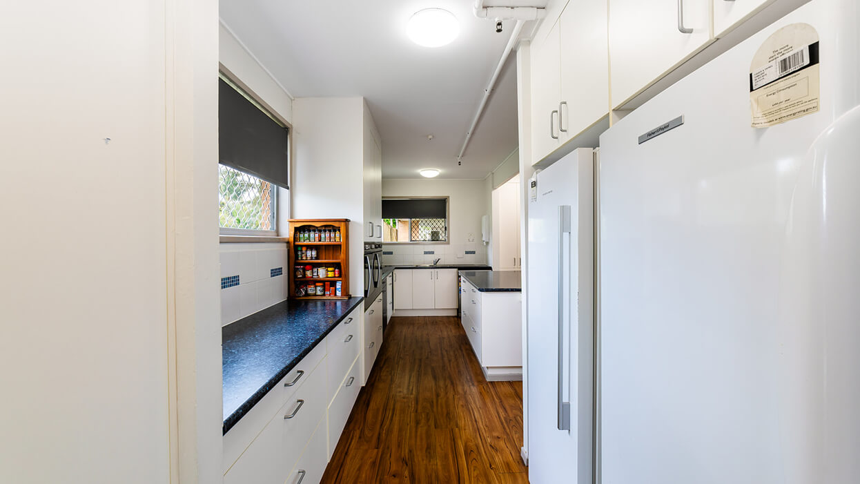 mackay-dax40295p-accommodation-images-l_04