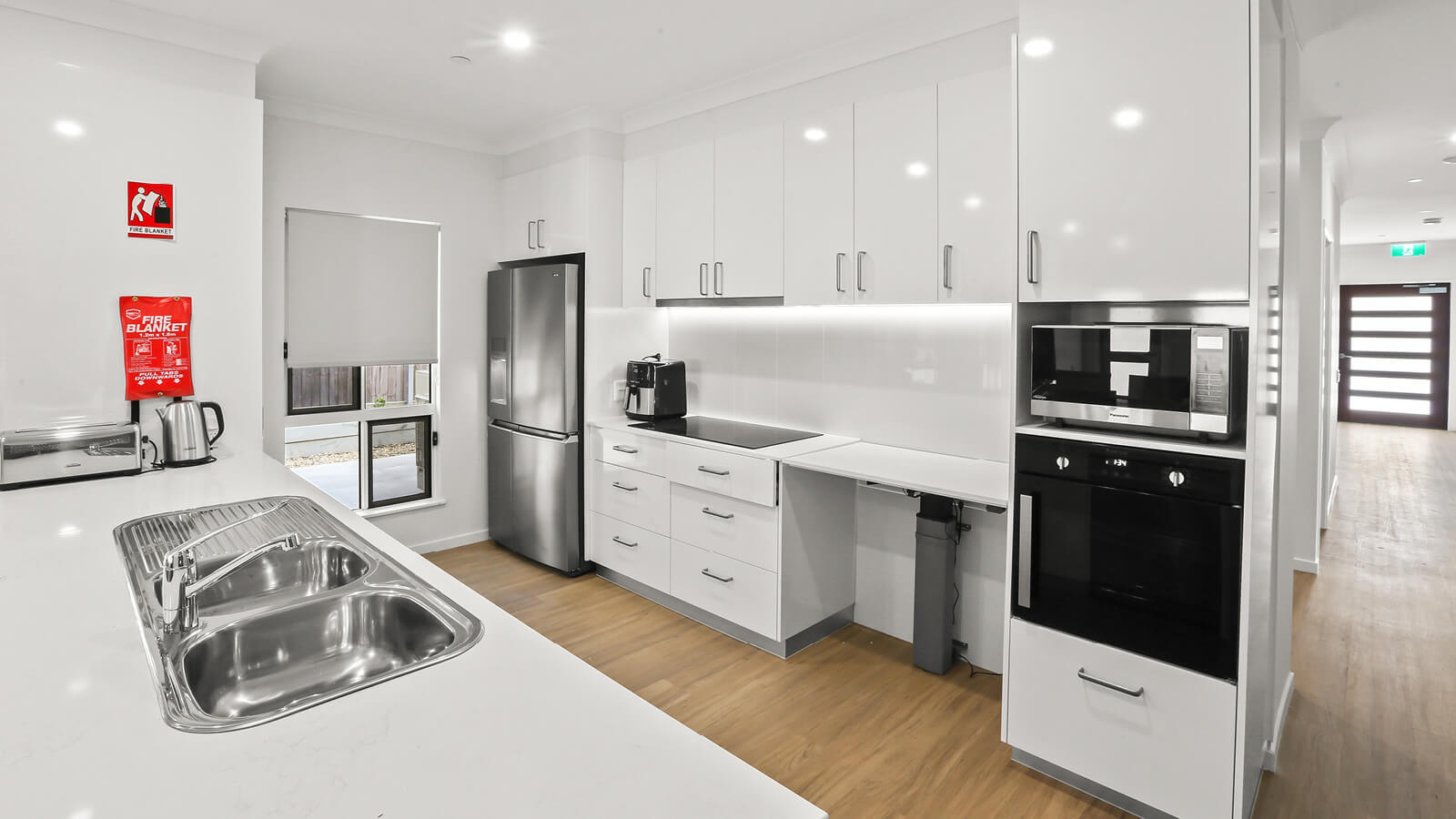manoora-dax40628P-accommodation-02-l