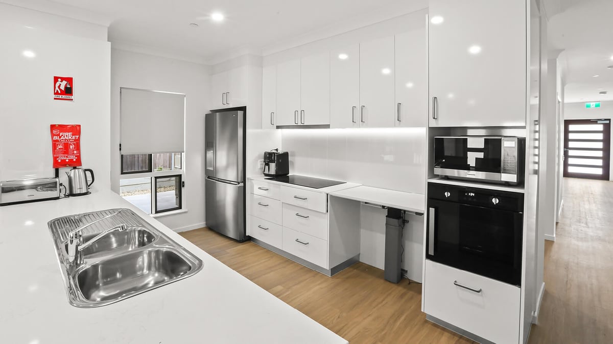 manoora-dax40628P-accommodation-02-l