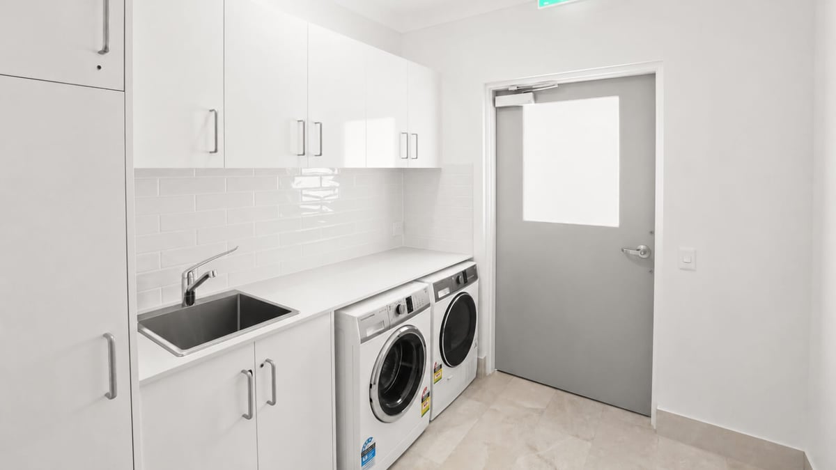 manoora-dax40628P-accommodation-06-l