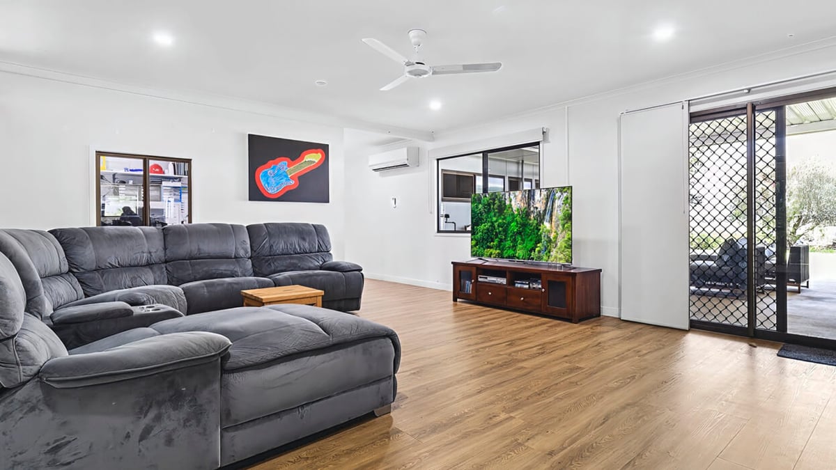 mareeba-DAX41371P-accommodation-large_02