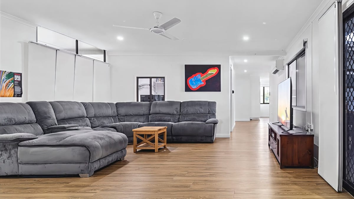 mareeba-DAX41371P-accommodation-large_04