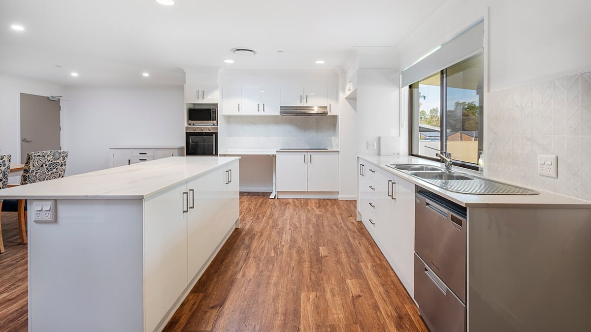 nambour-DAX40157P-accommodation-02-l