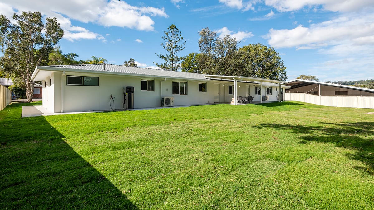 nambour-DAX40157P-accommodation-09-l