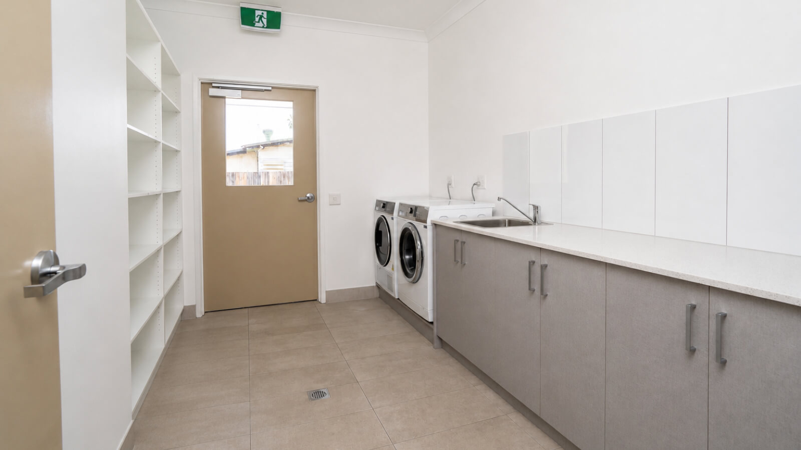 south_mackay_dax40619p_accommodation-03-l