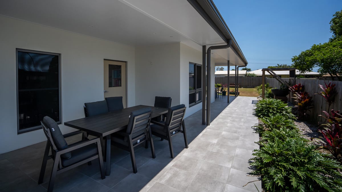 south_mackay_dax40619p_accommodation-04-l