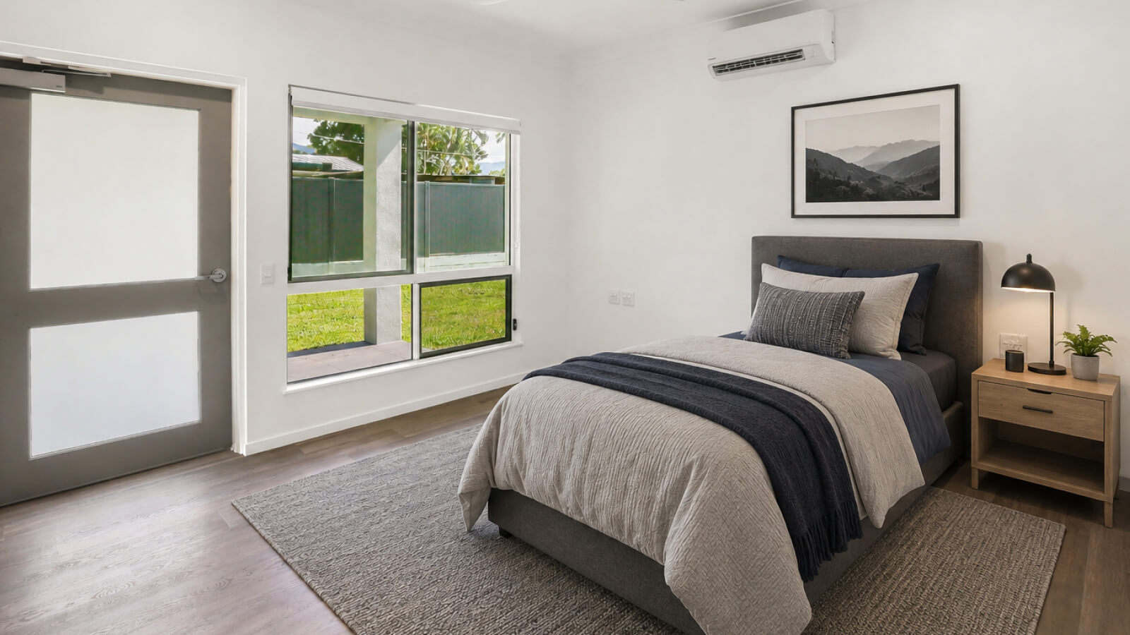 white-rock-dax40349p-accommodation-l