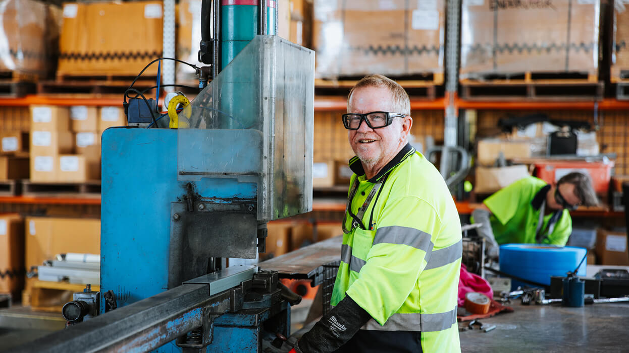 blog-5-signs-its-time-to-outsouce-your-packing_header