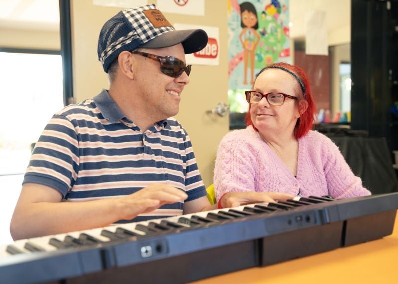 Cameron Independence 2