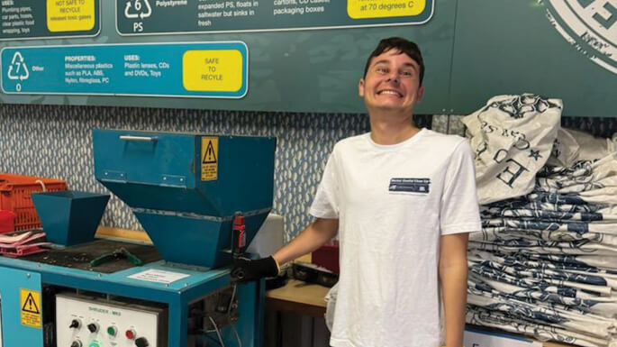 blog-five-years-eco-barge-03_medium