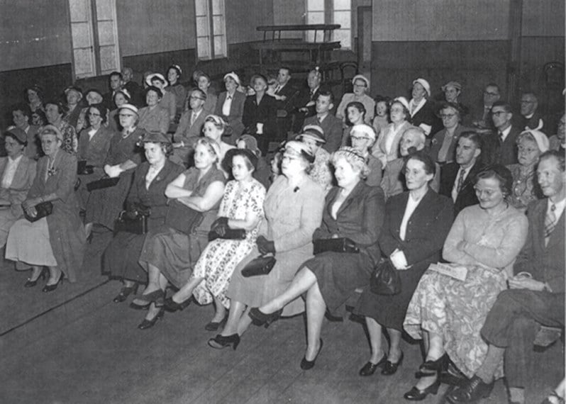 1951-family-committee-brisbane