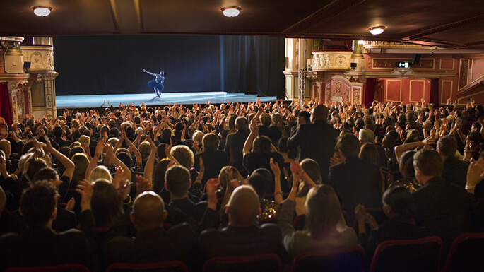 Blog-Top 7 accessible winter activities-685x385_05