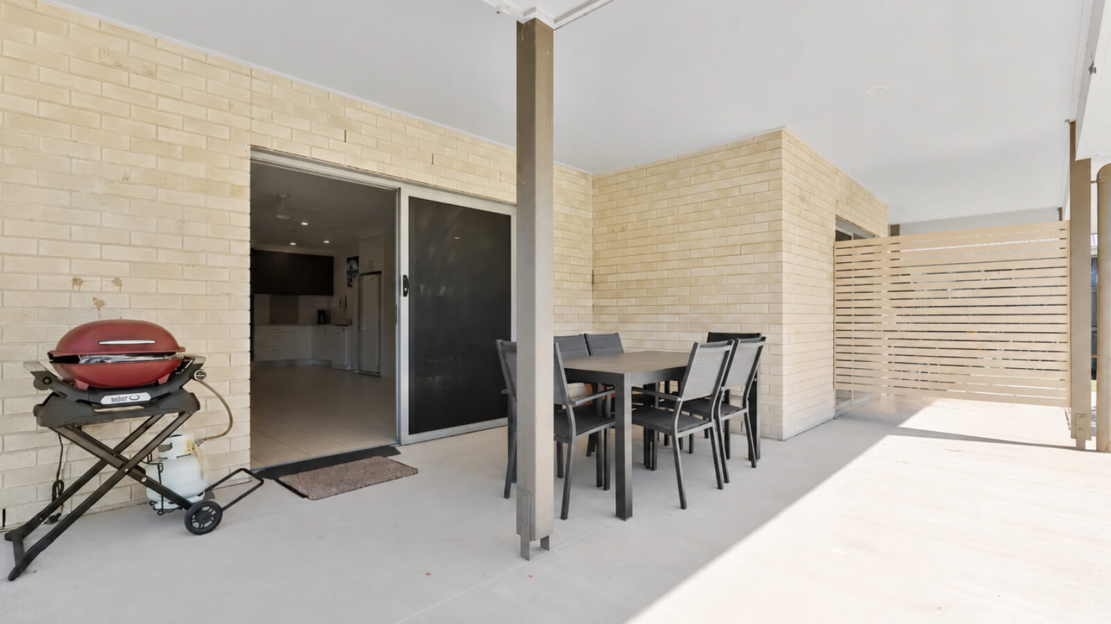 tinana-dax40201P-accommodation-l_11