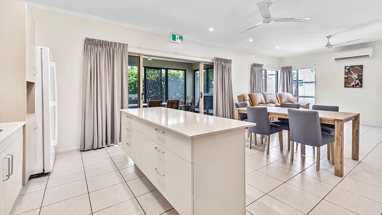 bentley-park-dax40351p-accommodation-large_07