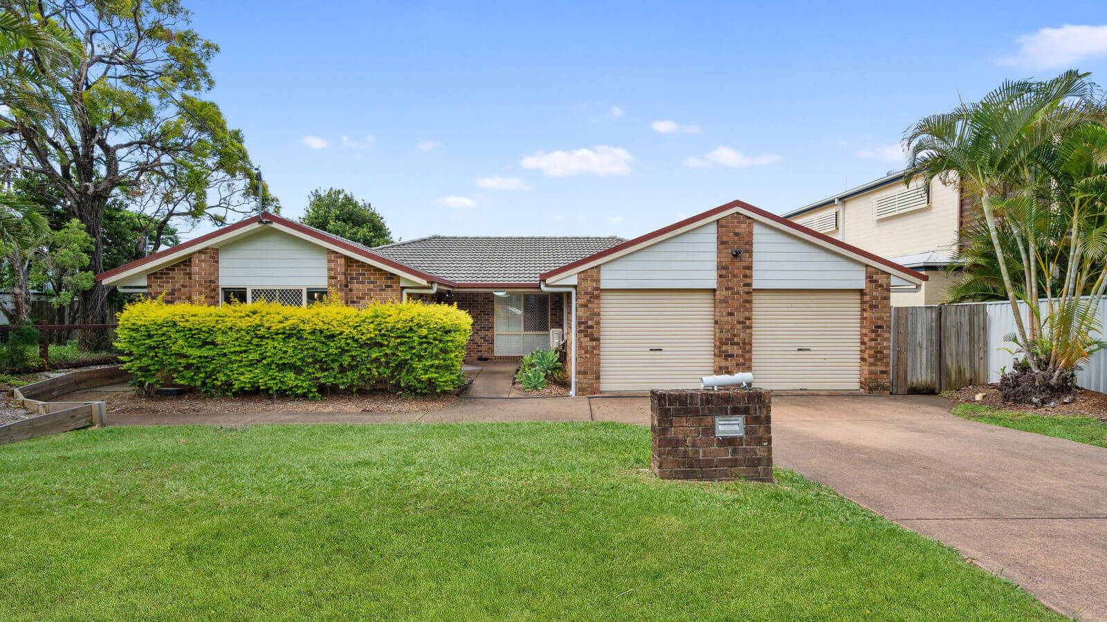 corinda-dax40021p-01-l