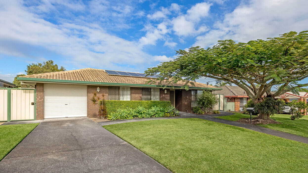 humber-place-alexandra-hills-gallery_large