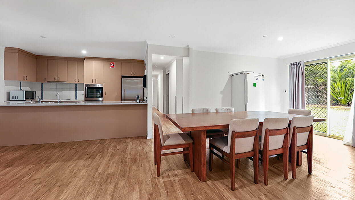 lawnton-gallery-accommodation-large_01