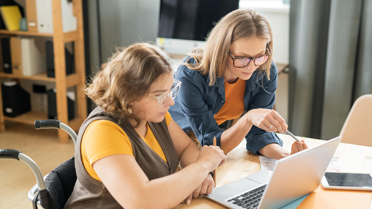 BLOG-support-coordinator-large-b